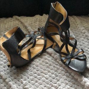 Nine West flats with zipper